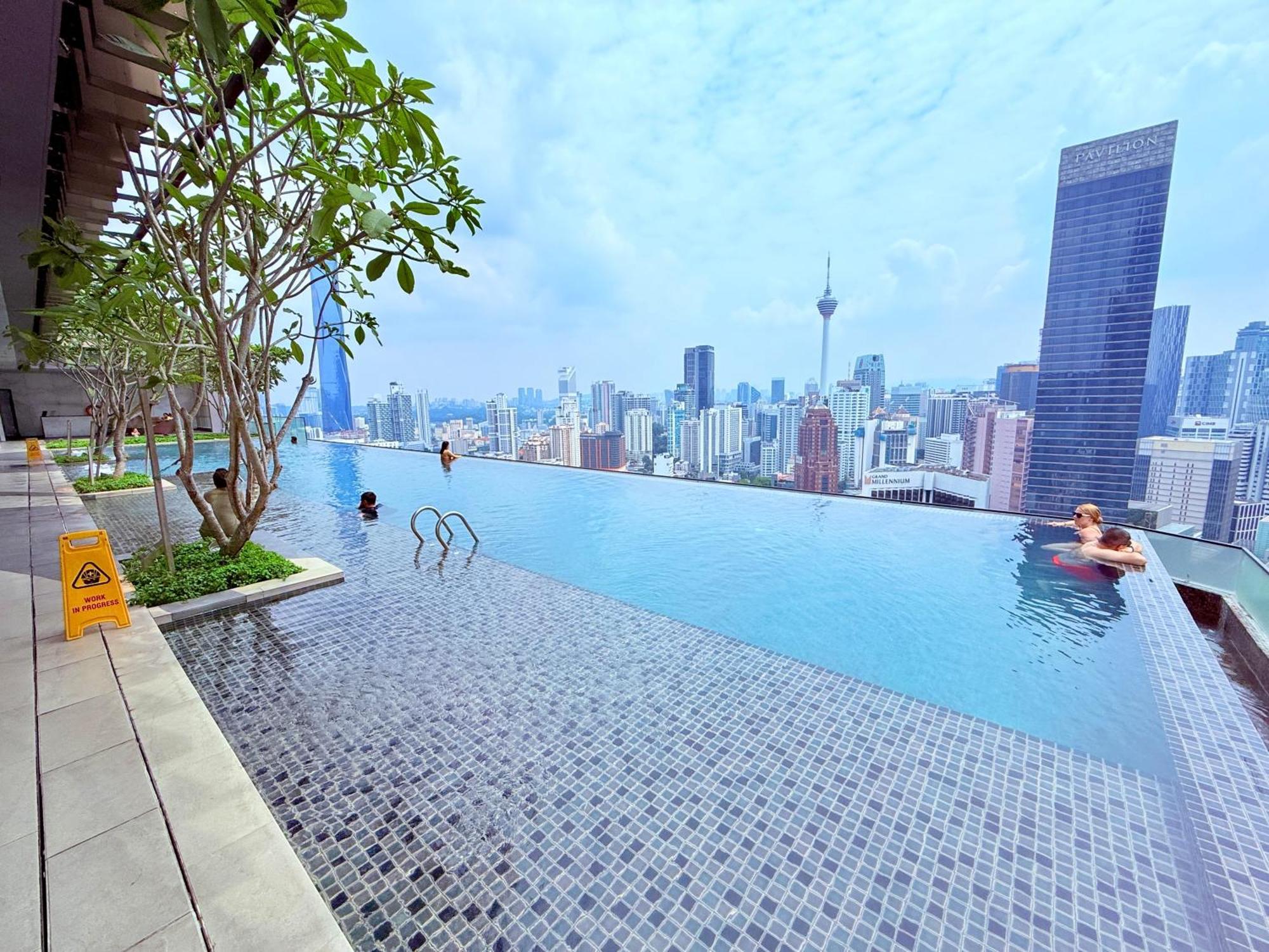 Luxury Axon Klcc-pavilion Apartment Kuala Lumpur